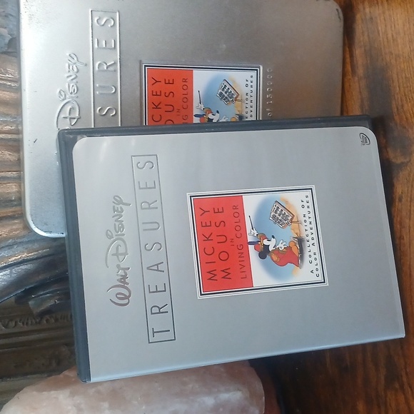 Walt Disney Treasures Mickey Mouse DVD Set - Picture 10 of 10